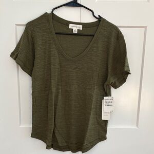 Treasure & Bond Khaki V-Neck Short Sleeve Tee